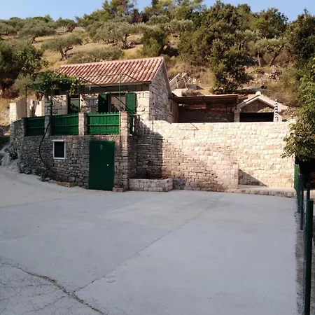 House Cvitina Постира